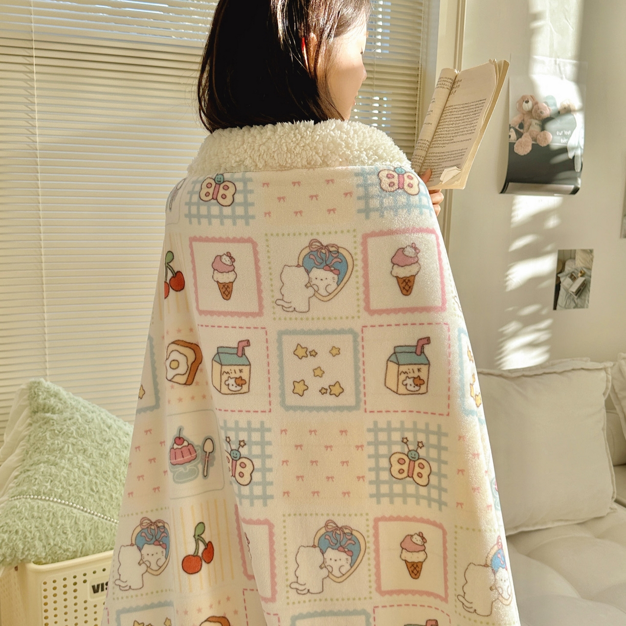 91家纺网 家纺一手货源 找家纺 六巷胡同 2025新款INS卡通A类牛奶绒羊羔绒毛毯毯子 甜点聚会喵