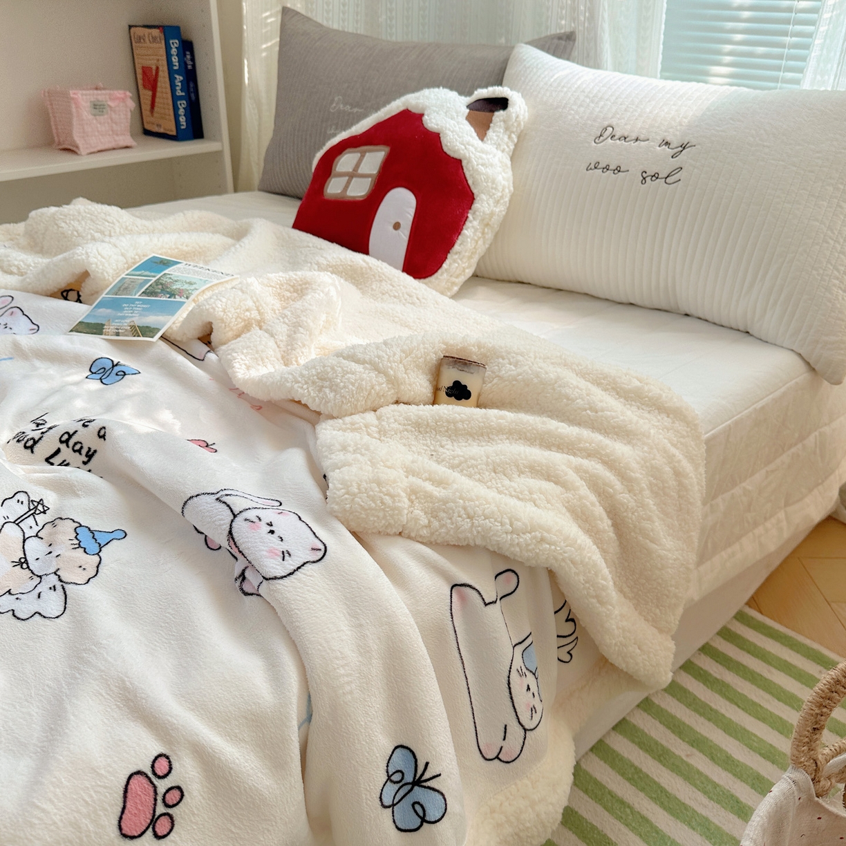 91家纺网 家纺一手货源 找家纺 六巷胡同 2025新款INS卡通A类牛奶绒羊羔绒毛毯毯子 羞羞蝴蝶喵