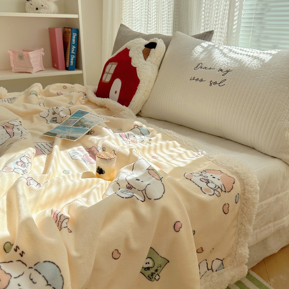 91家纺网 家纺一手货源 找家纺 六巷胡同 2025新款INS卡通A类牛奶绒羊羔绒毛毯毯子 周末宠物园