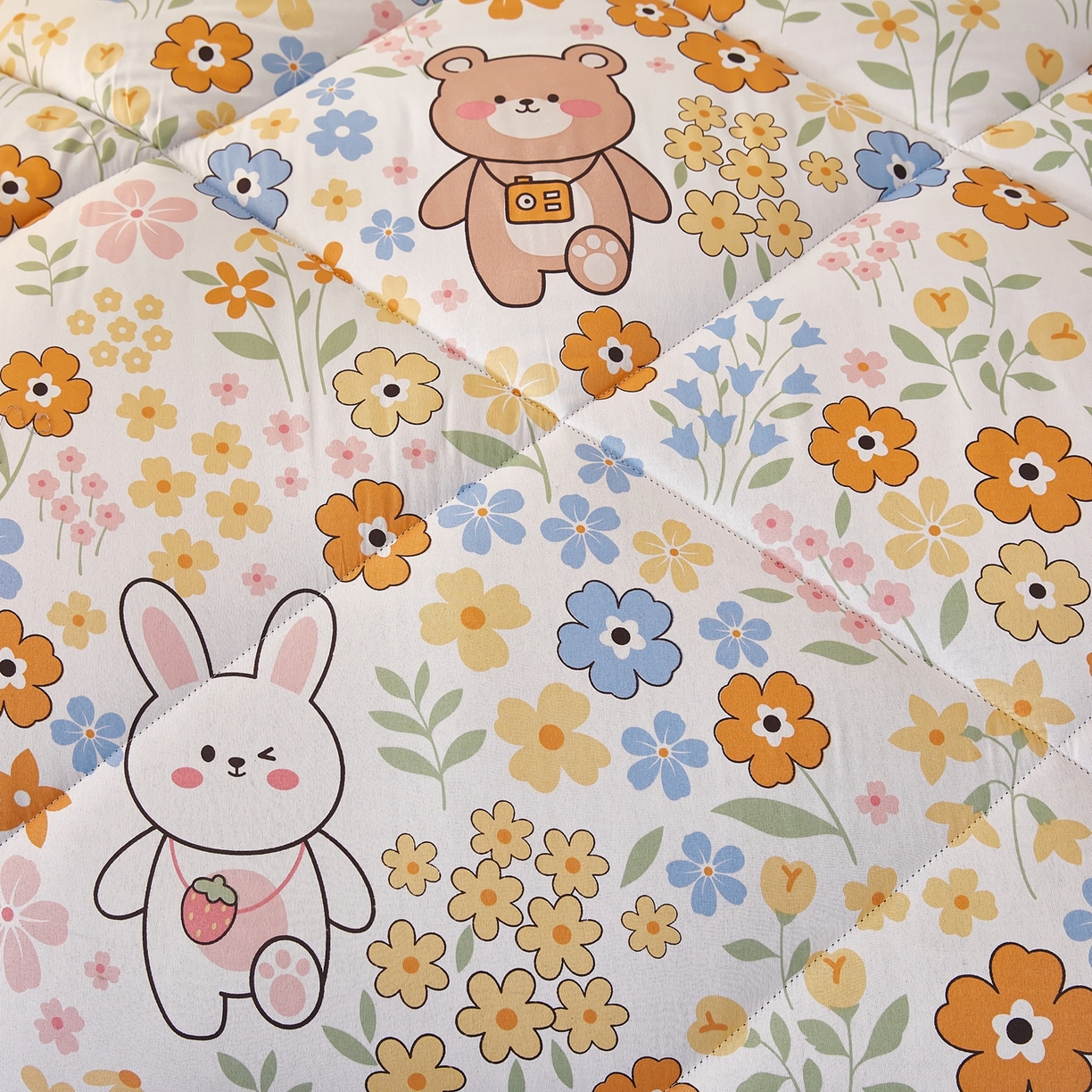 91家纺网 家纺一手货源 找家纺 赢盛家纺 2025新款冬被被芯化纤被水洗棉学生宿舍被子 情意正浓