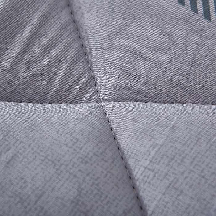 91家纺网 家纺一手货源 找家纺 赢盛家纺 2025新款冬被被芯化纤被水洗棉学生宿舍被子 时尚格子