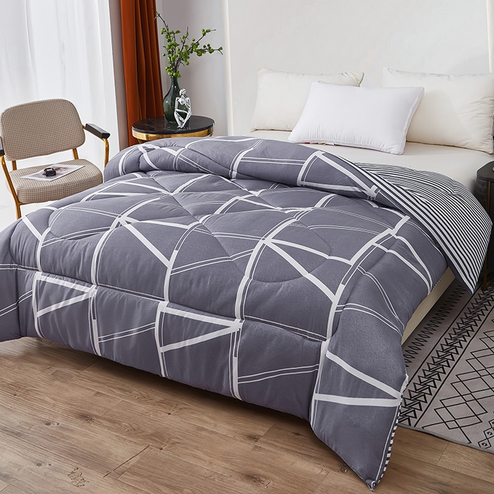 91家纺网 家纺一手货源 找家纺 赢盛家纺 2025新款冬被被芯化纤被水洗棉学生宿舍被子 印象派