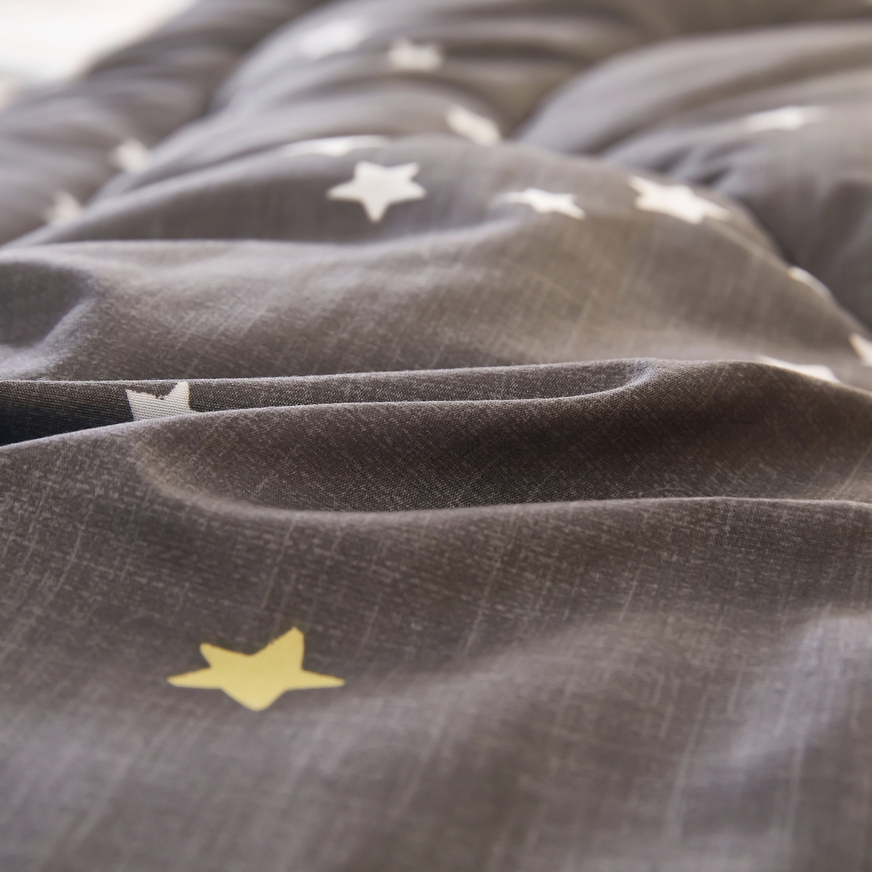 91家纺网 家纺一手货源 找家纺 赢盛家纺 2025新款冬被被芯化纤被水洗棉学生宿舍被子 愿望星空