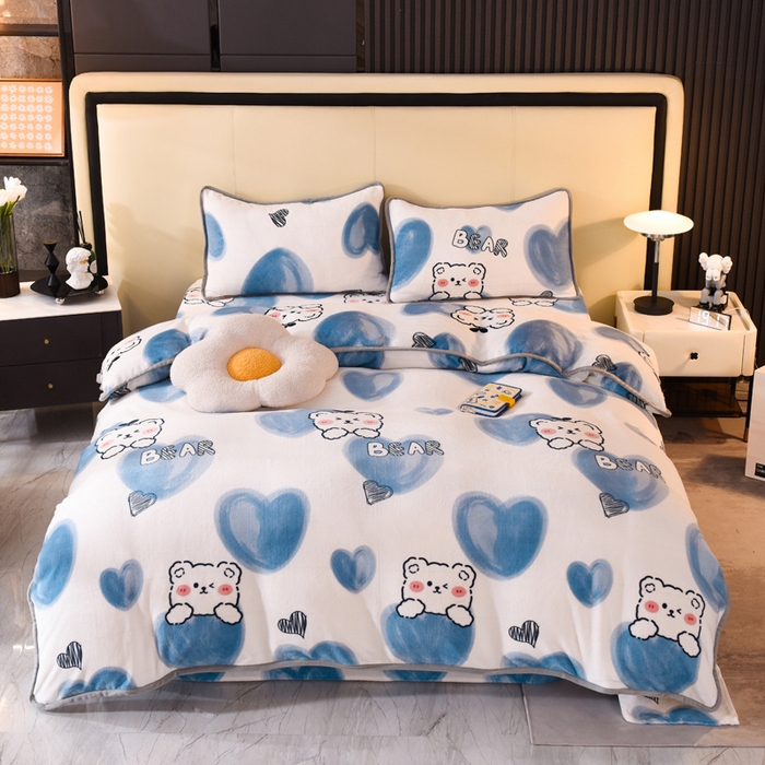 91家纺网 家纺一手货源 找家纺 518 高克重200g印花牛奶绒单被套（支持定制任意尺寸）爱心熊