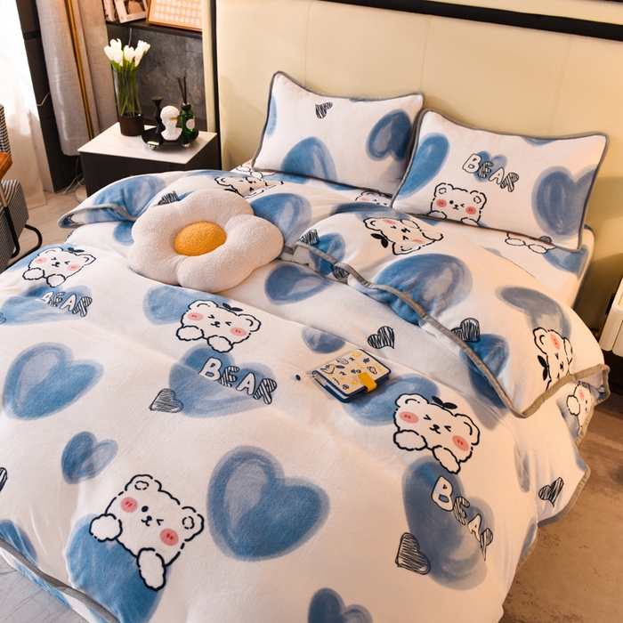 91家纺网 家纺一手货源 找家纺 518 高克重200g印花牛奶绒单被套（支持定制任意尺寸）爱心熊