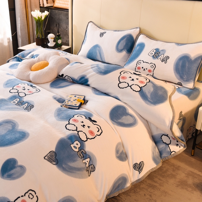 91家纺网 家纺一手货源 找家纺 518 高克重200g印花牛奶绒单被套（支持定制任意尺寸）爱心熊