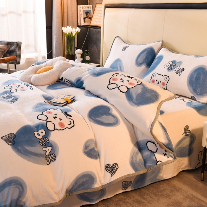 91家纺网 家纺一手货源 找家纺 518 高克重200g印花牛奶绒单被套（支持定制任意尺寸）爱心熊