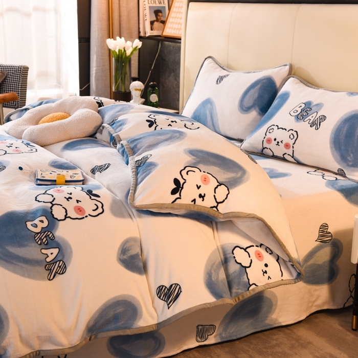 91家纺网 家纺一手货源 找家纺 518 高克重200g印花牛奶绒单被套（支持定制任意尺寸）爱心熊