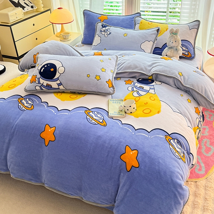 91家纺网 家纺一手货源 找家纺 518 高克重200g印花牛奶绒单被套（支持定制任意尺寸） 遨游太空蓝