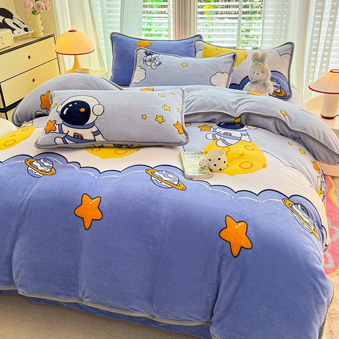 91家纺网 家纺一手货源 找家纺 518 高克重200g印花牛奶绒单被套（支持定制任意尺寸） 遨游太空蓝