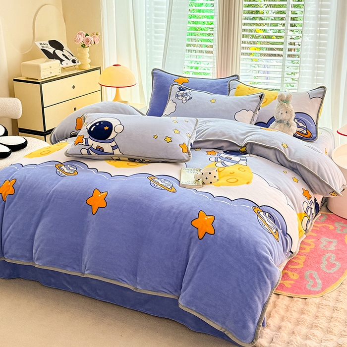 91家纺网 家纺一手货源 找家纺 518 高克重200g印花牛奶绒单被套（支持定制任意尺寸） 遨游太空蓝