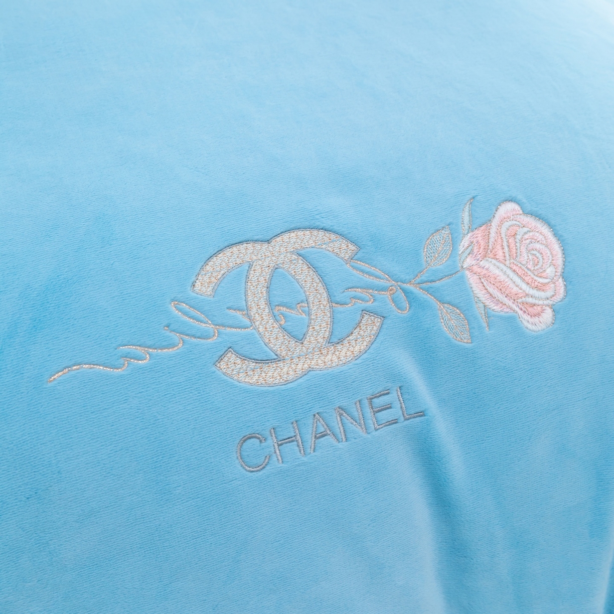 91家纺网 家纺一手货源 找家纺 优姿家纺 2025新款75D全光慕丝绒保暖四件套-贵族生活 贵族生活-天兰