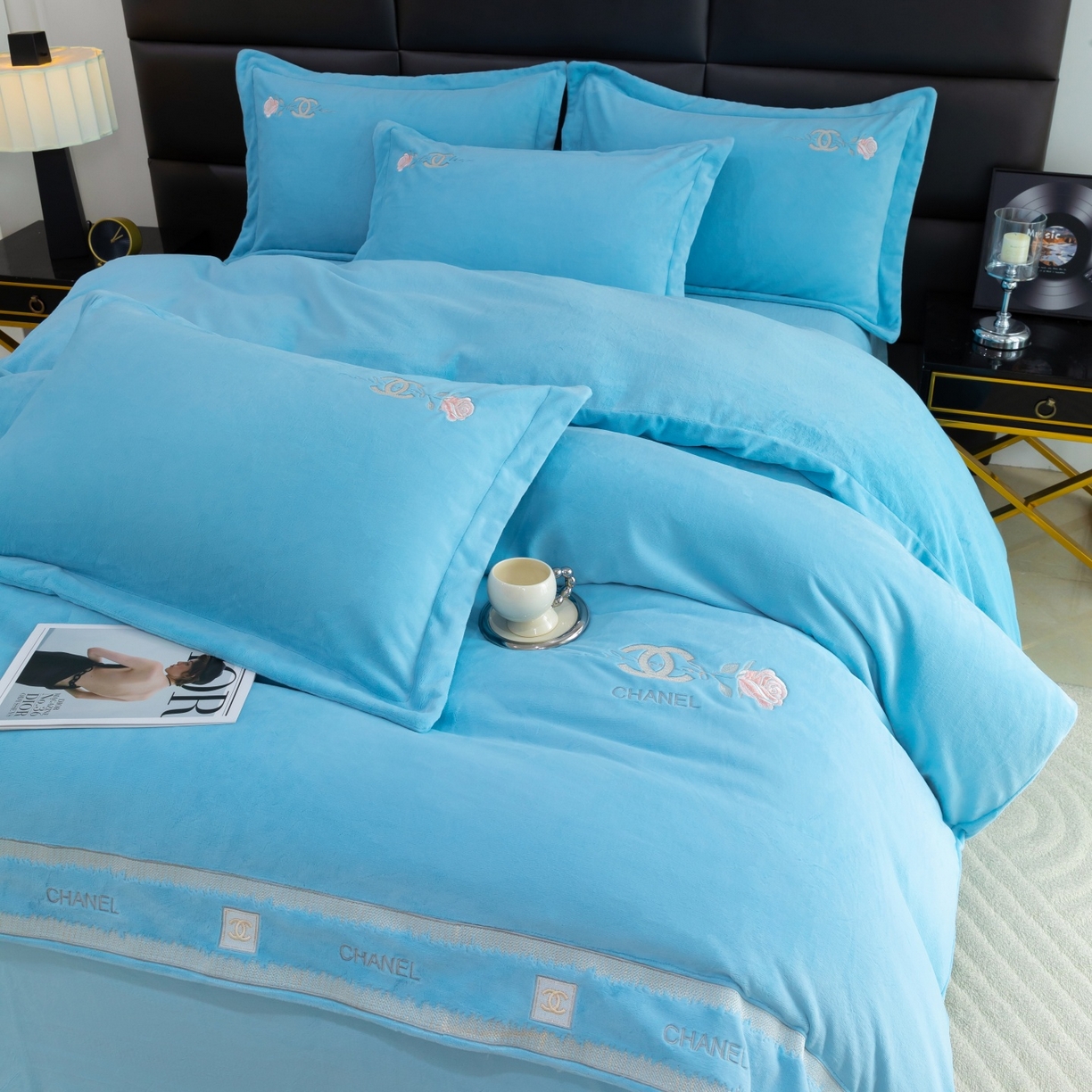 91家纺网 家纺一手货源 找家纺 优姿家纺 2025新款75D全光慕丝绒保暖四件套-贵族生活 贵族生活-天兰