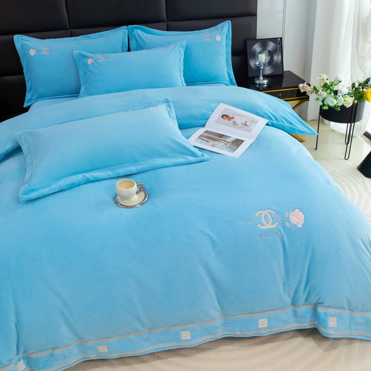 91家纺网 家纺一手货源 找家纺 优姿家纺 2025新款75D全光慕丝绒保暖四件套-贵族生活 贵族生活-天兰