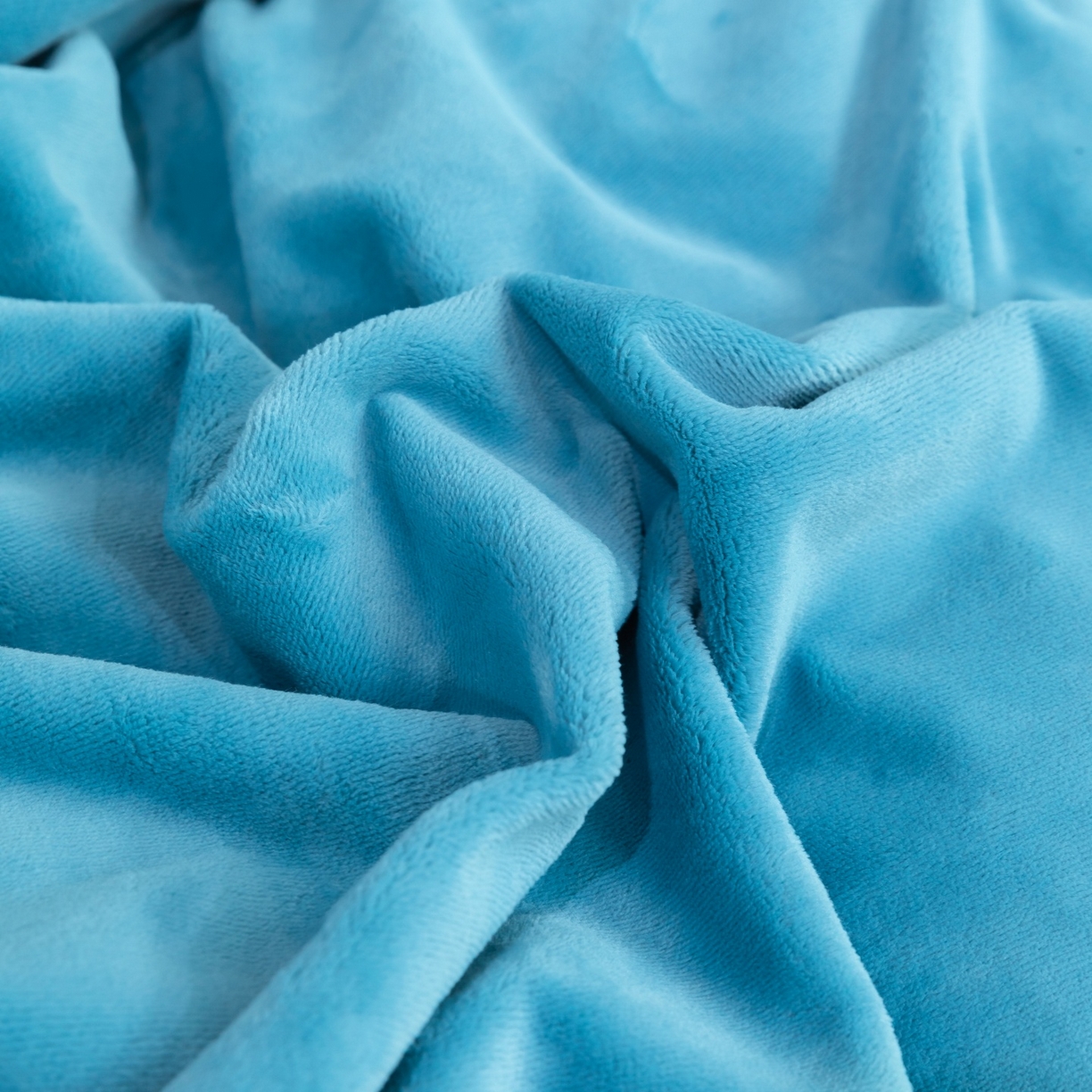 91家纺网 家纺一手货源 找家纺 （总）优姿家纺 2025新款75D全光慕丝绒保暖四件套-摩登时代