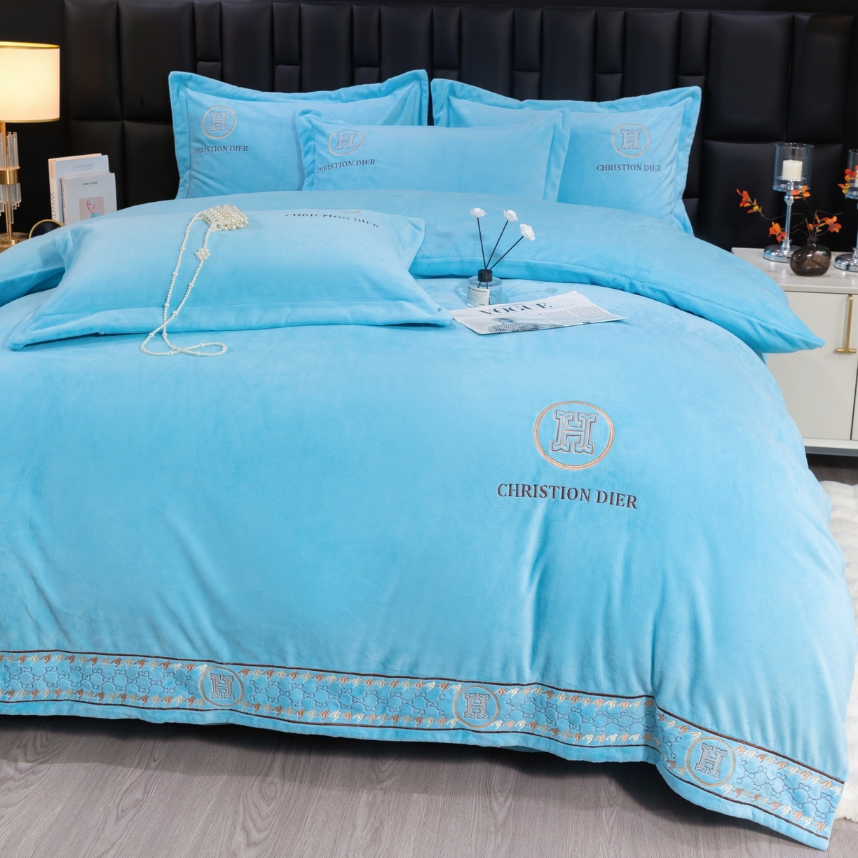 91家纺网 家纺一手货源 找家纺 优姿家纺 2025新款75D全光慕丝绒保暖四件套-摩登时代 摩登时代-天兰