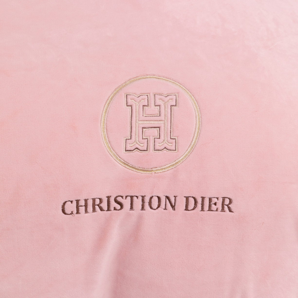 91家纺网 家纺一手货源 找家纺 优姿家纺 2025新款75D全光慕丝绒保暖四件套-摩登时代 摩登时代-豆沙