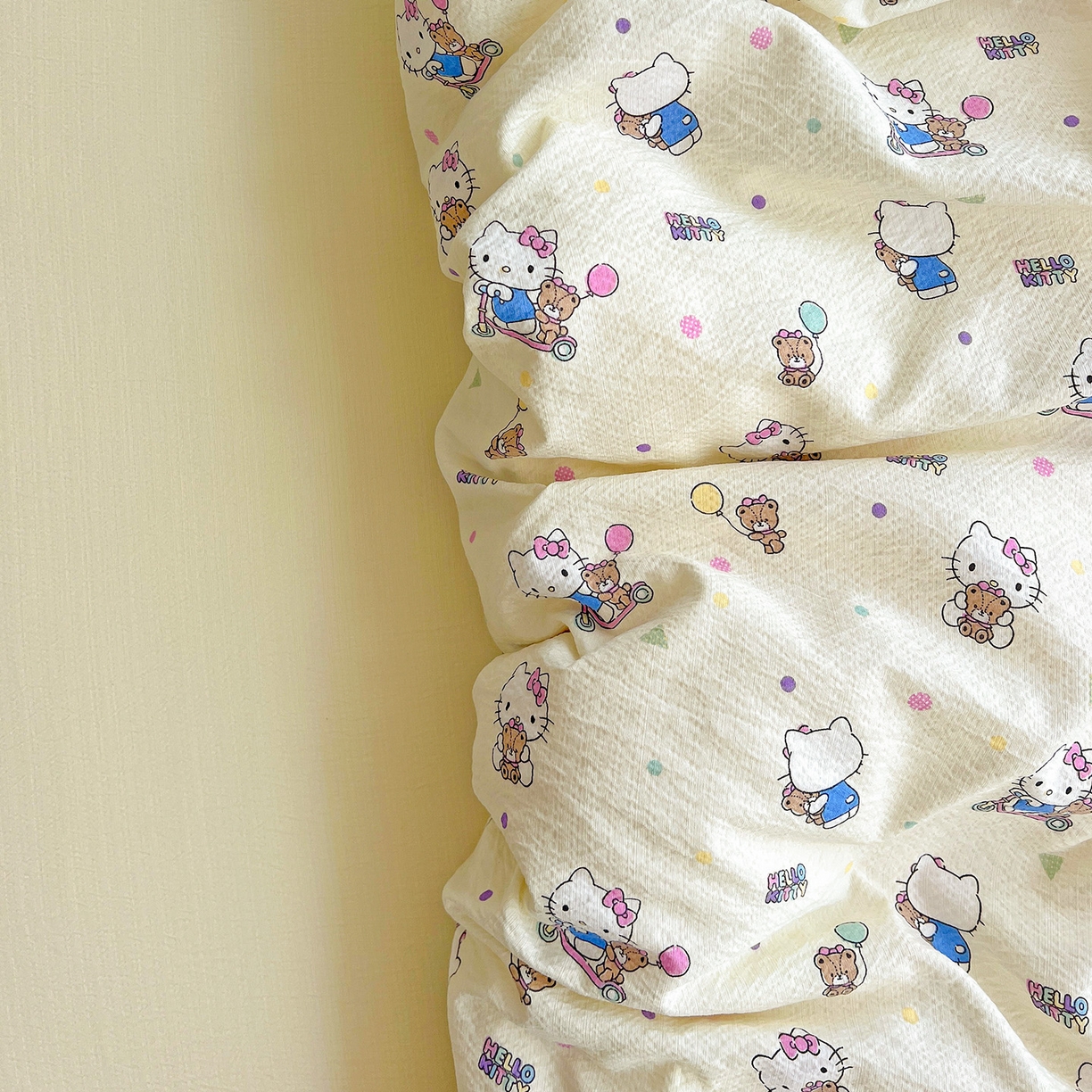 91家纺网 家纺一手货源 找家纺 奈颜 2025新款三丽鸥爆款云感双层纱印花四件套学生宿舍三件套-含防伪吊牌-提供买家秀 KT派对