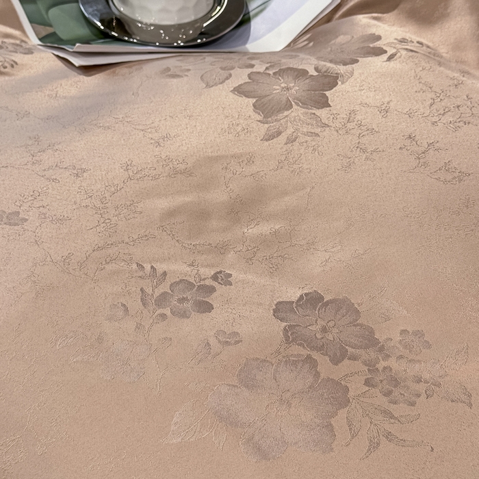 91家纺网 家纺一手货源 找家纺 栩裕纺织 2025新款提花宋锦缎四件套 素茶咖