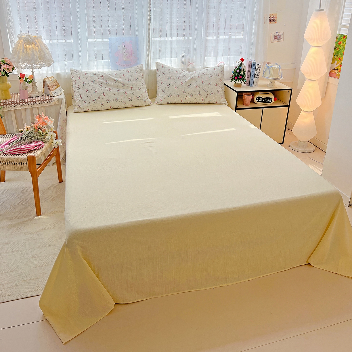 91家纺网 家纺一手货源 找家纺 奈颜 2025新款三丽鸥爆款云感双层纱印花四件套学生宿舍三件套-含防伪吊牌-提供买家秀 蛋糕KT猫-乳白