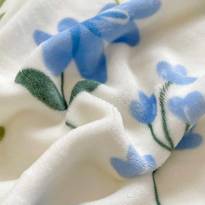 91家纺网 家纺一手货源 找家纺 宝薇 2025新款加厚保暖简约风小版印花牛奶绒四件套 蓝色心情