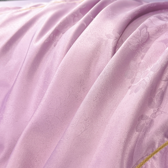 91家纺网 家纺一手货源 找家纺 栩裕纺织 2025新款提花宋锦缎四件套 鸢尾紫