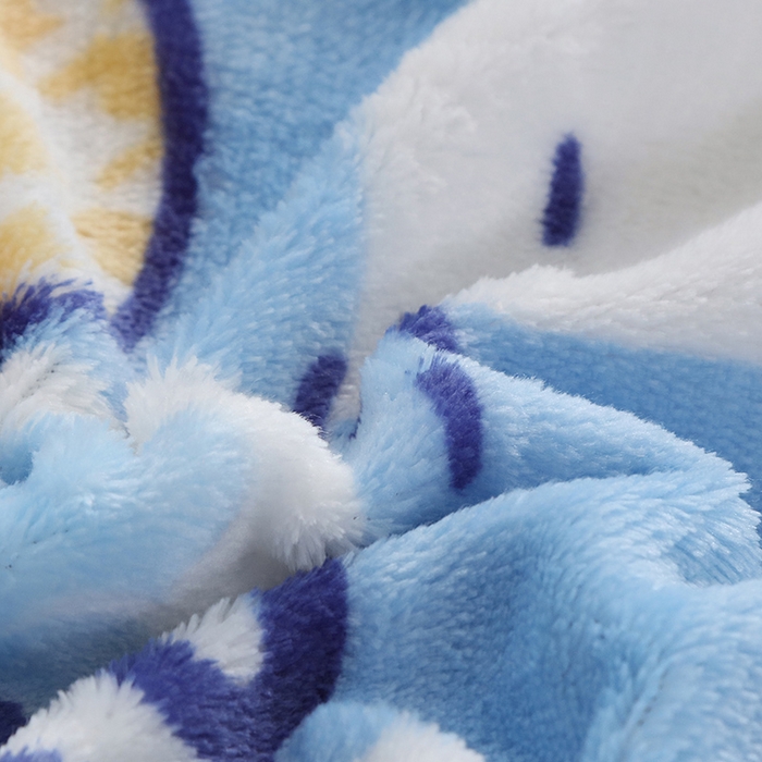 91家纺网 家纺一手货源 找家纺 宝薇 2025新款加厚保暖简约风小版印花牛奶绒四件套 酷酷熊蓝