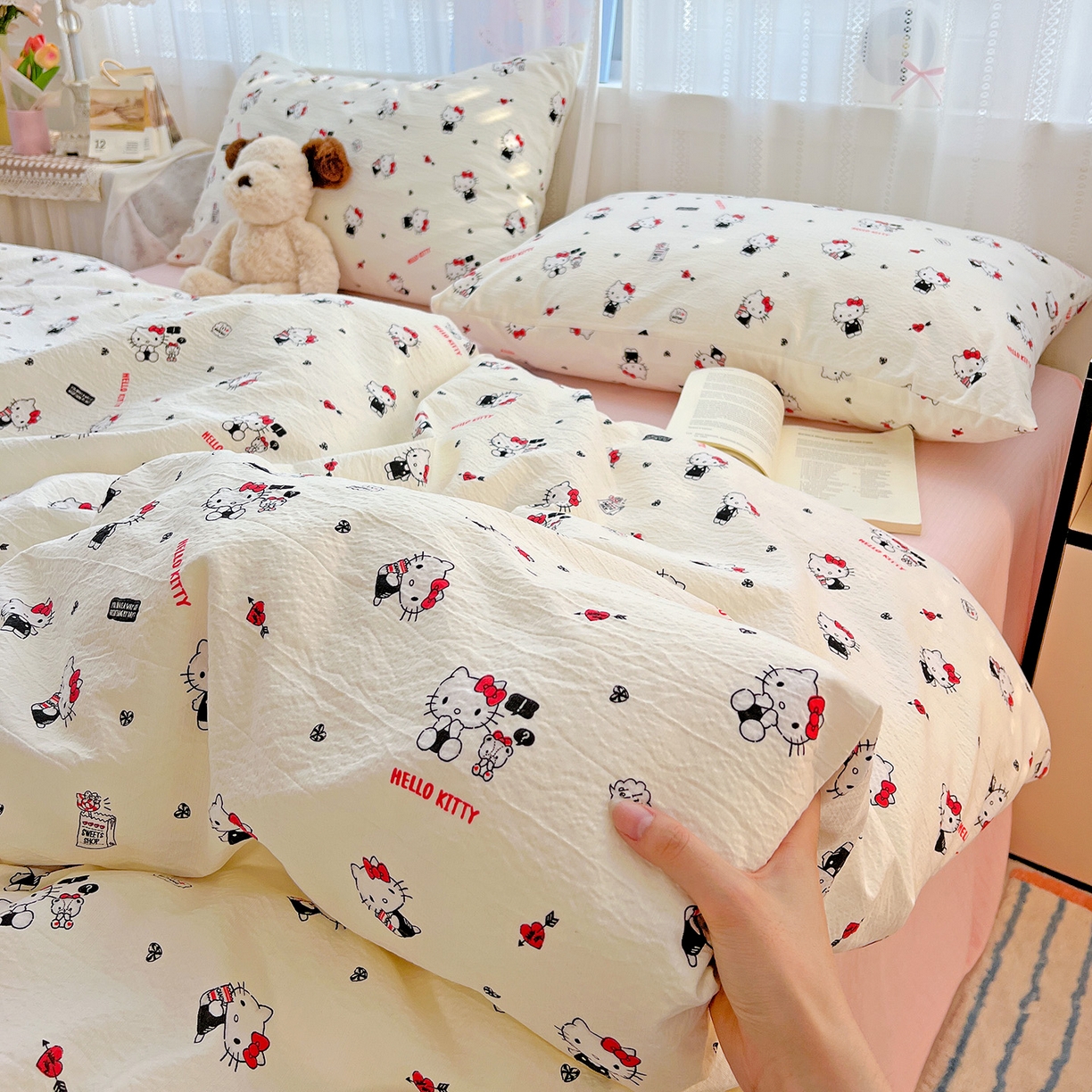 91家纺网 家纺一手货源 找家纺 奈颜 2025新款三丽鸥爆款云感双层纱印花四件套学生宿舍三件套-含防伪吊牌-提供买家秀 嗨皮KT