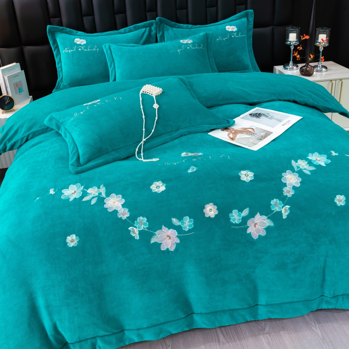 91家纺网 家纺一手货源 找家纺 （总）优姿家纺 2025新款10斤牛奶绒宽边绣花保暖四件套-花季