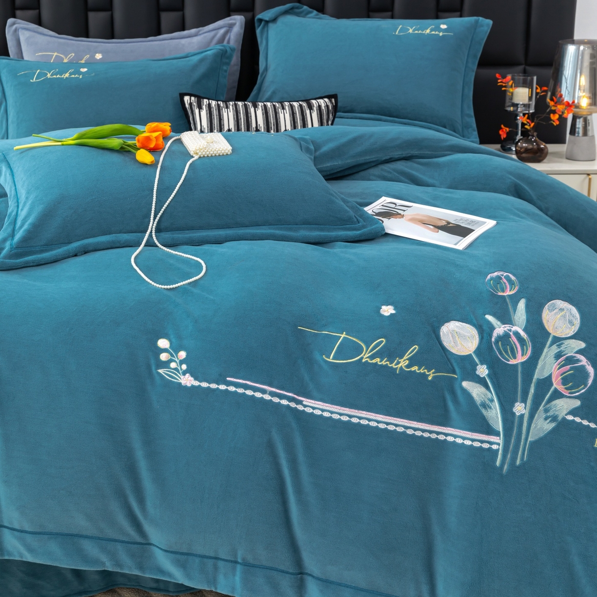 91家纺网 家纺一手货源 找家纺 优姿家纺 2025新款10斤牛奶绒宽边绣花保暖四件套-郁金花香 郁金花香-宝石蓝