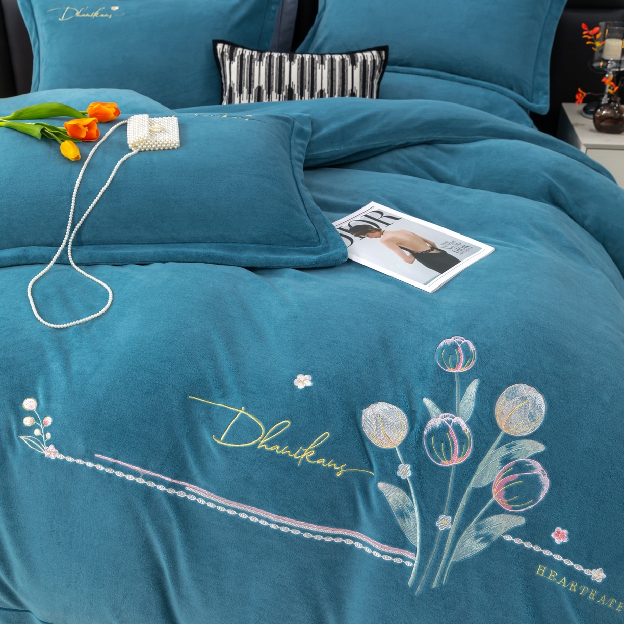 91家纺网 家纺一手货源 找家纺 （总）优姿家纺 2025新款10斤牛奶绒宽边绣花保暖四件套-郁金花香