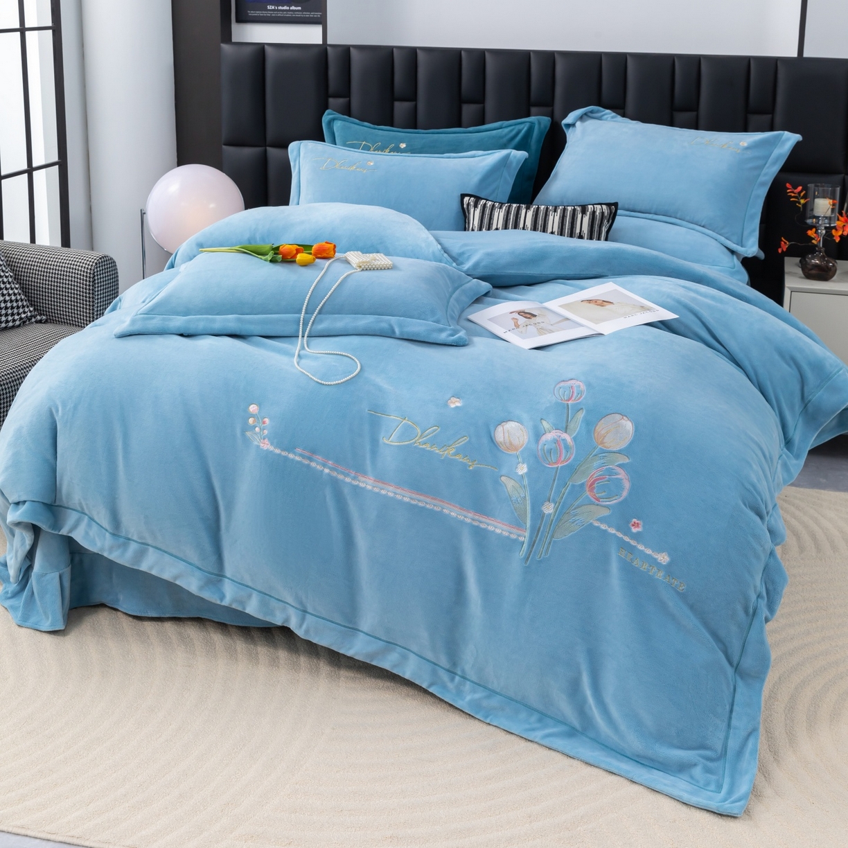 91家纺网 家纺一手货源 找家纺 优姿家纺 2025新款10斤牛奶绒宽边绣花保暖四件套-郁金花香 郁金花香-天兰