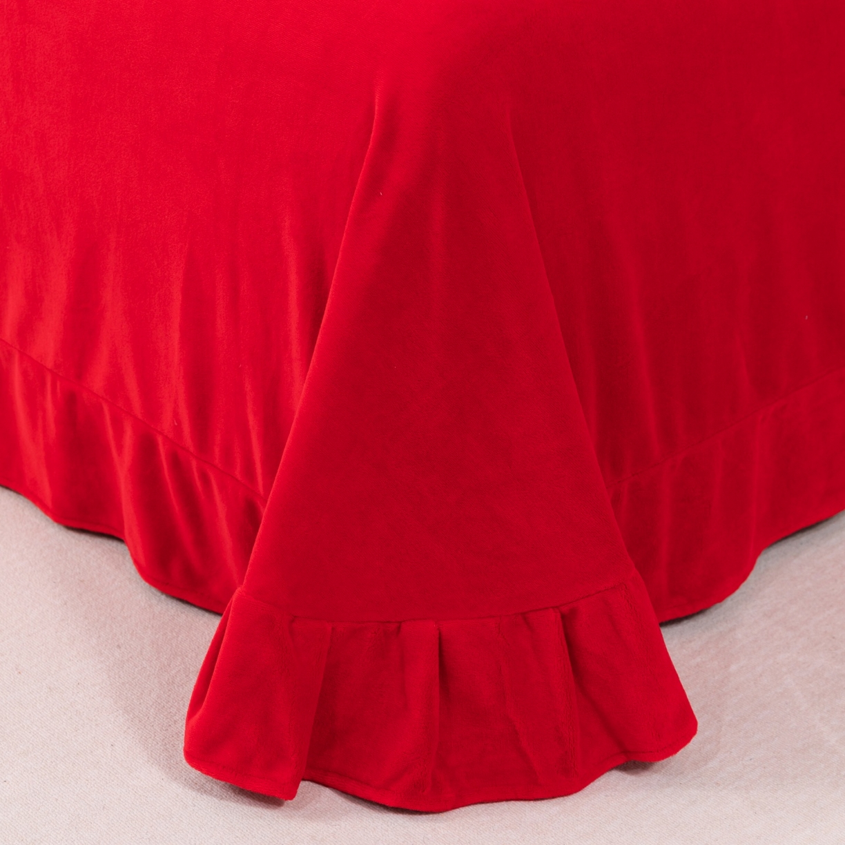 91家纺网 家纺一手货源 找家纺 优姿家纺 2025新款10斤牛奶绒宽边绣花保暖四件套-郁金花香 郁金花香-大红