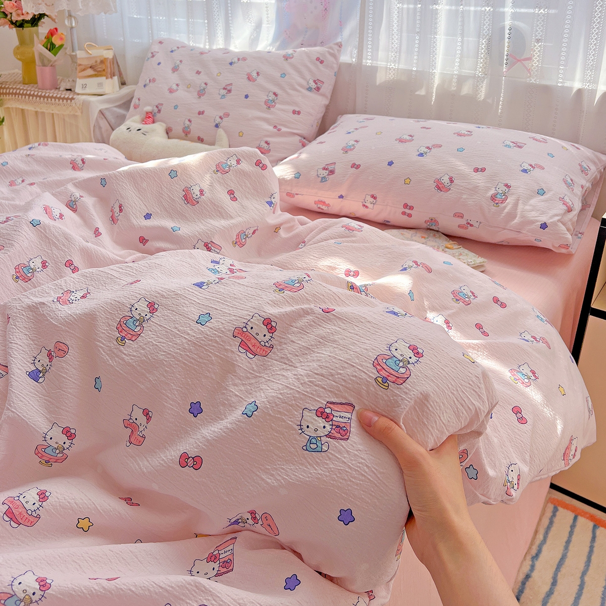 91家纺网 家纺一手货源 找家纺 奈颜 2025新款三丽鸥爆款云感双层纱印花四件套学生宿舍三件套-含防伪吊牌-提供买家秀 梦幻KT