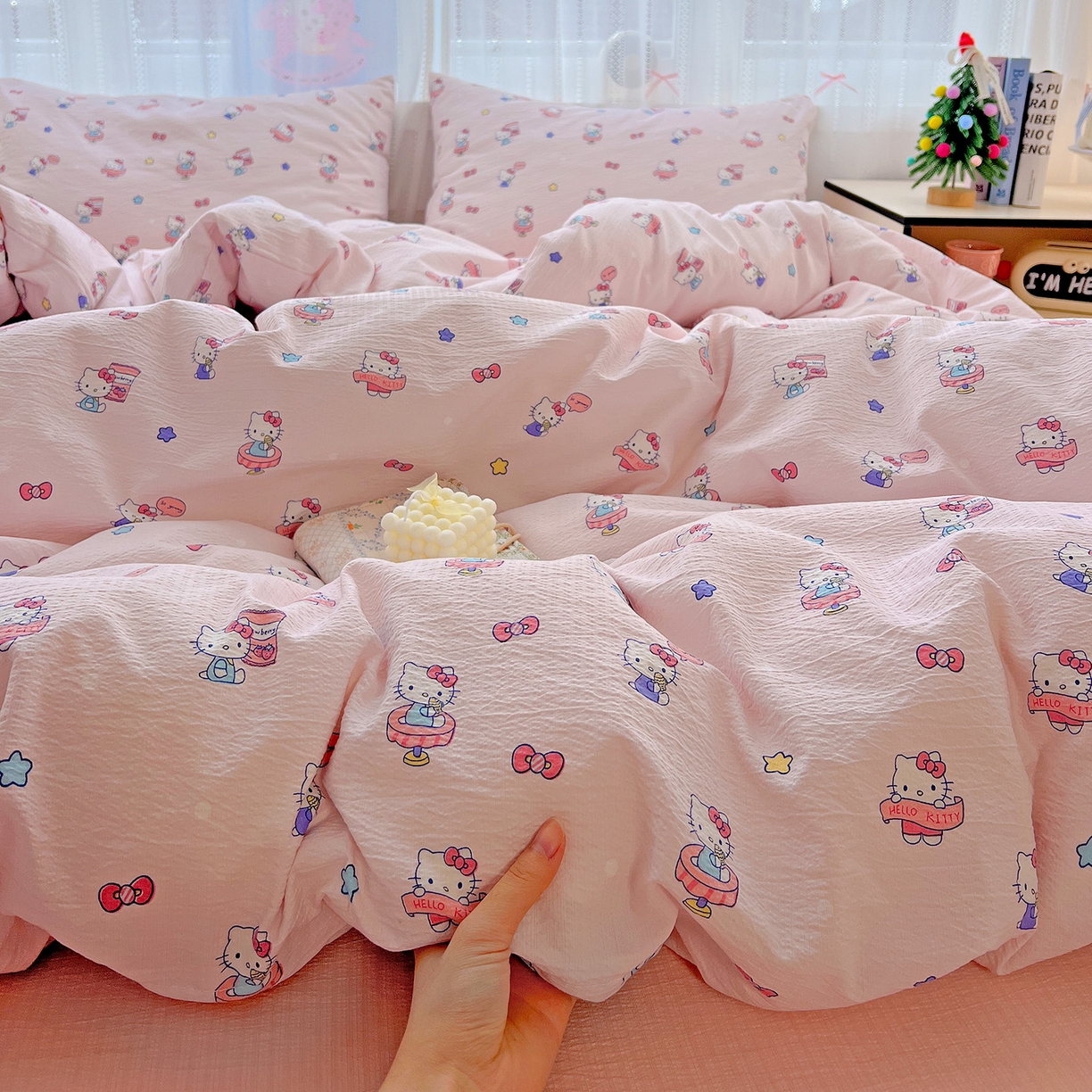 91家纺网 家纺一手货源 找家纺 奈颜 2025新款三丽鸥爆款云感双层纱印花四件套学生宿舍三件套-含防伪吊牌-提供买家秀 梦幻KT