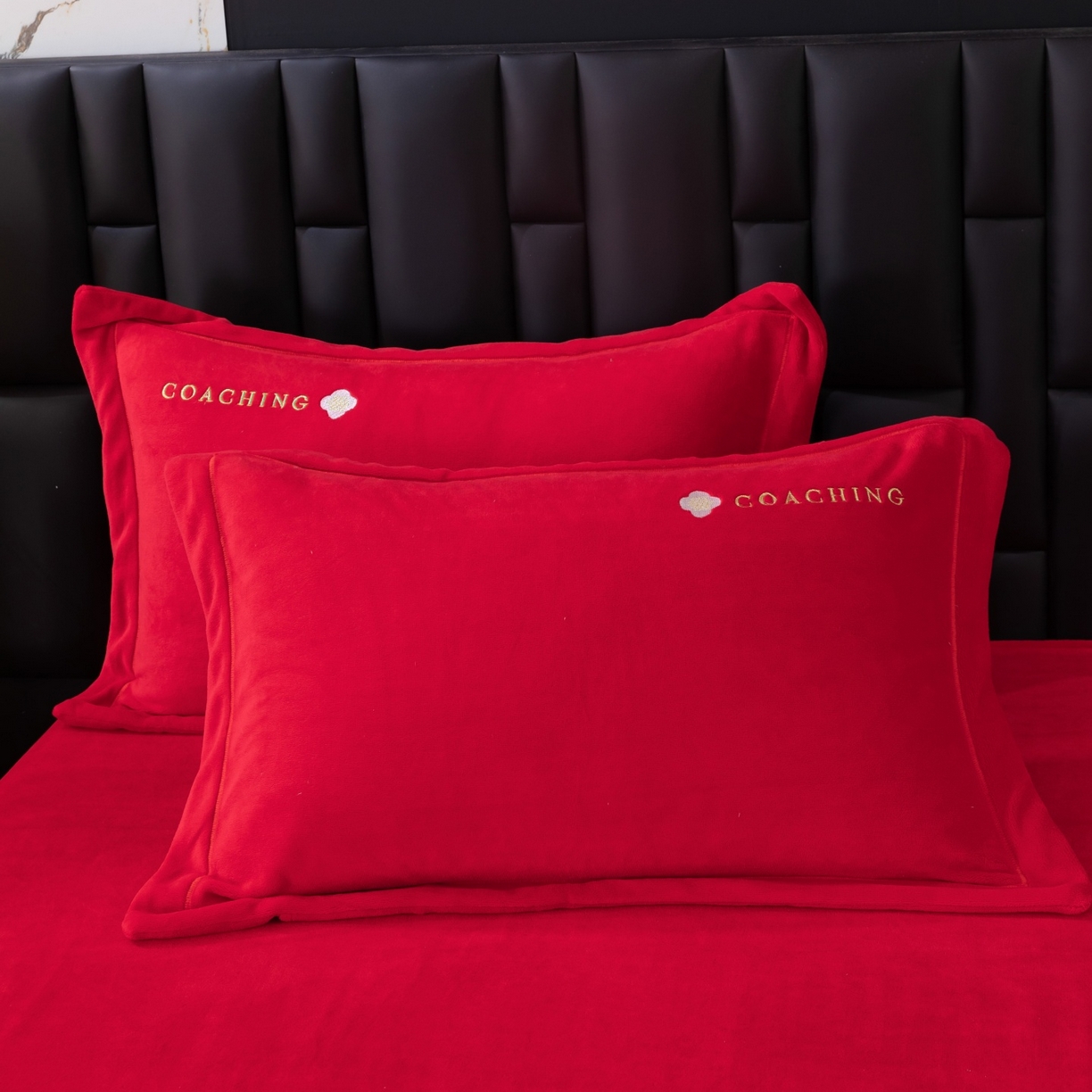 91家纺网 家纺一手货源 找家纺 （总）优姿家纺 2025新款10斤牛奶绒宽边绣花保暖四件套-田园印象