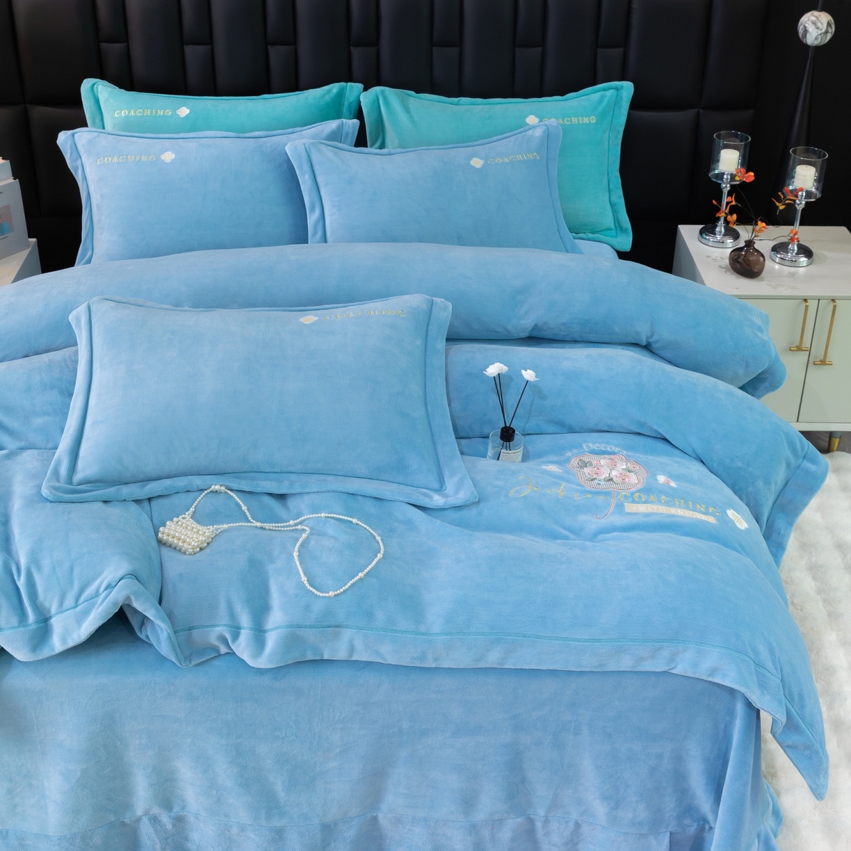 91家纺网 家纺一手货源 找家纺 优姿家纺 2025新款10斤牛奶绒宽边绣花保暖四件套-田园印象 田园印象-天兰