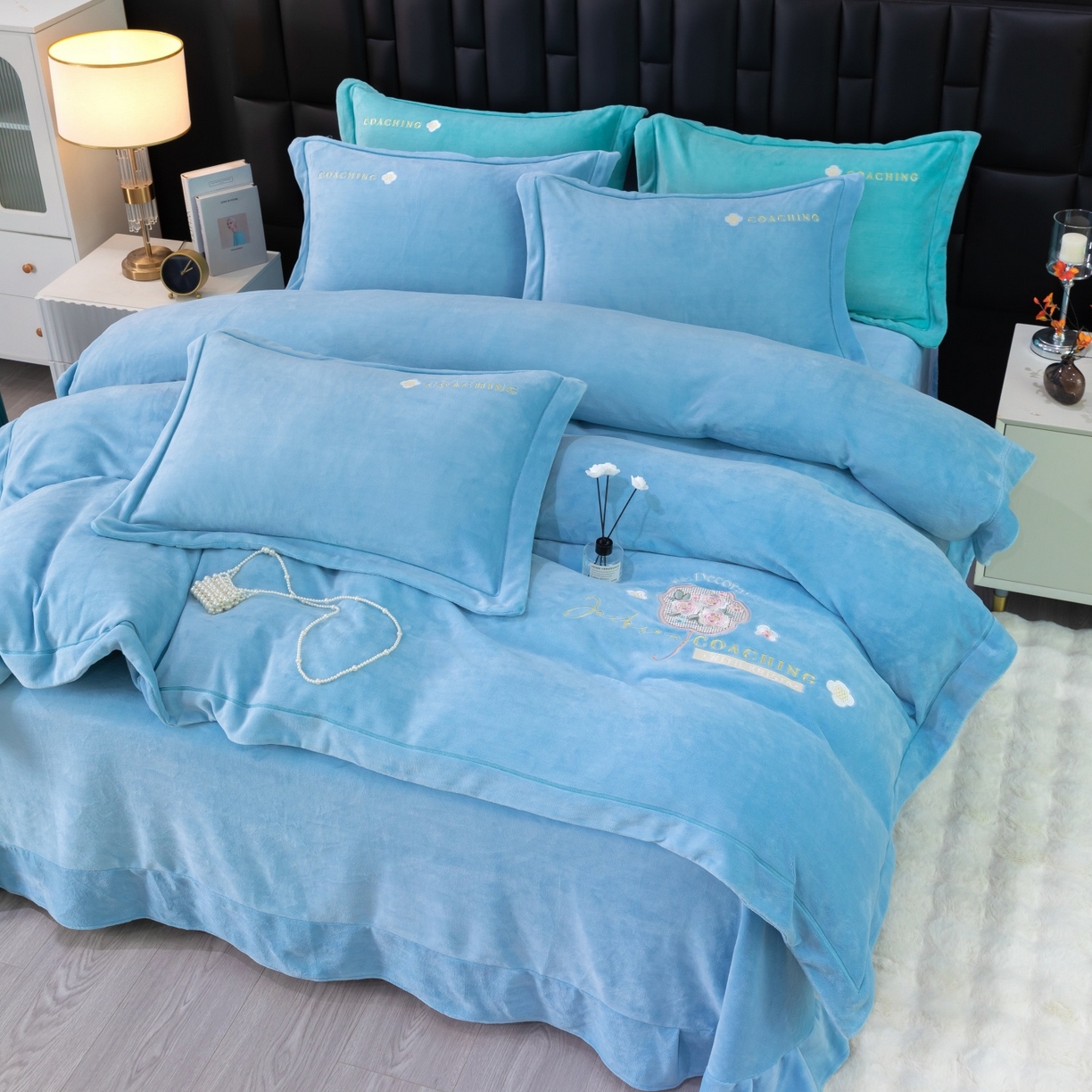 91家纺网 家纺一手货源 找家纺 优姿家纺 2025新款10斤牛奶绒宽边绣花保暖四件套-田园印象 田园印象-天兰