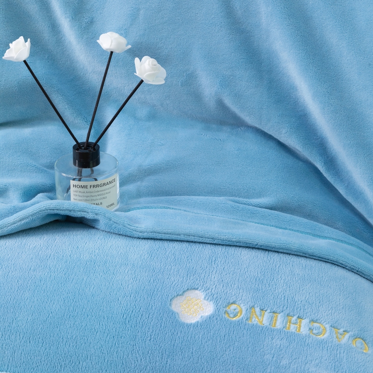 91家纺网 家纺一手货源 找家纺 优姿家纺 2025新款10斤牛奶绒宽边绣花保暖四件套-田园印象 田园印象-天兰