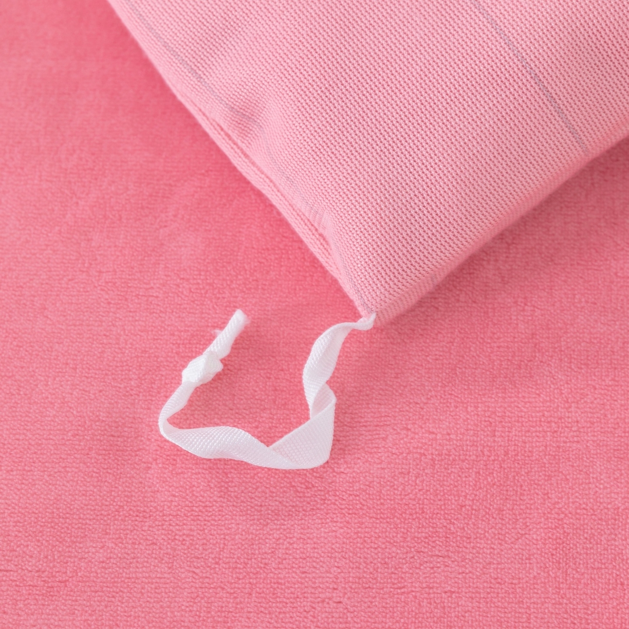 91家纺网 家纺一手货源 找家纺 优姿家纺 2025新款10斤牛奶绒宽边绣花保暖四件套-田园印象 田园印象-粉