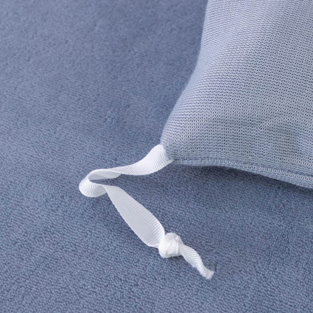 91家纺网 家纺一手货源 找家纺 优姿家纺 2025新款10斤牛奶绒宽边绣花保暖四件套-田园印象 田园印象-典雅灰