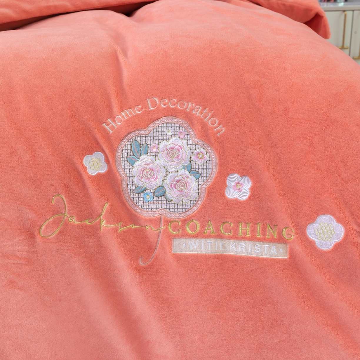 91家纺网 家纺一手货源 找家纺 优姿家纺 2025新款10斤牛奶绒宽边绣花保暖四件套-田园印象 田园印象-桔