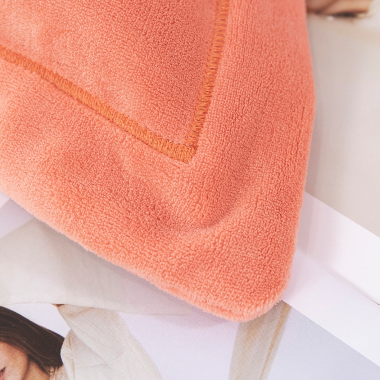 91家纺网 家纺一手货源 找家纺 优姿家纺 2025新款10斤牛奶绒宽边绣花保暖四件套-简单生活 简单生活-桔