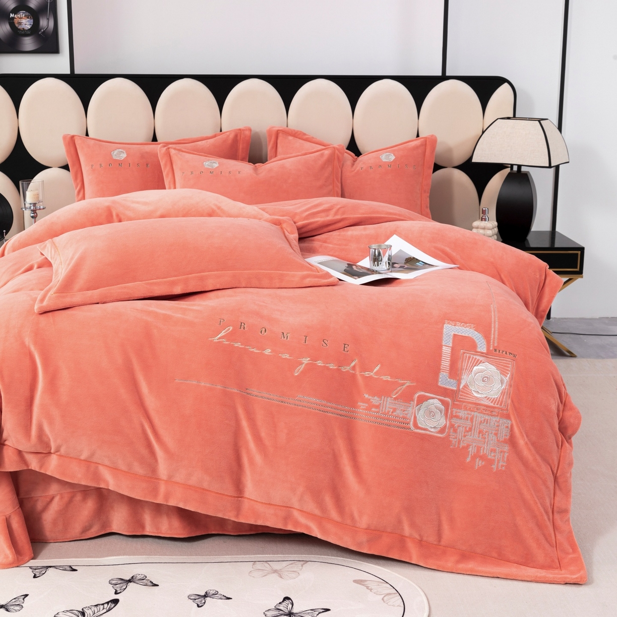 91家纺网 家纺一手货源 找家纺 优姿家纺 2025新款10斤牛奶绒宽边绣花保暖四件套-简单生活 简单生活-桔