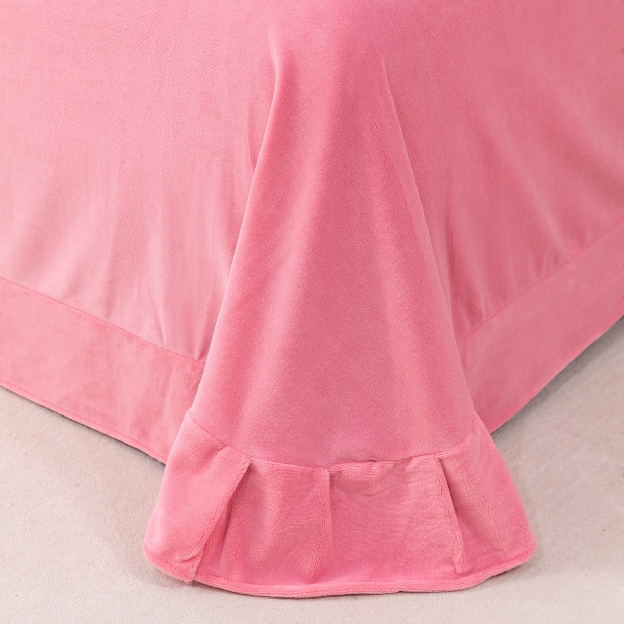 91家纺网 家纺一手货源 找家纺 优姿家纺 2025新款10斤牛奶绒宽边绣花保暖四件套-简单生活 简单生活-粉