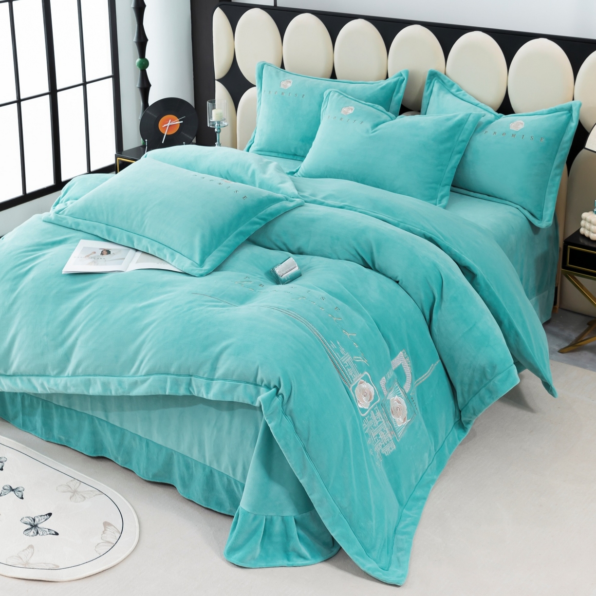 优姿家纺 2025新款10斤牛奶绒宽边绣花保暖四件套-简单生活 简单生活-湖兰