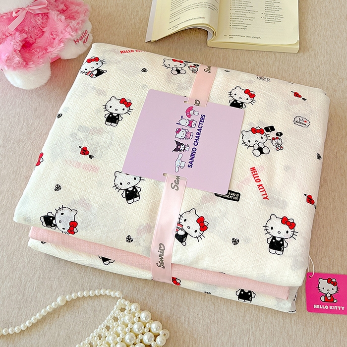 91家纺网 家纺一手货源 找家纺 奈颜 2025新款三丽鸥爆款云感双层纱印花四件套学生宿舍三件套-含防伪吊牌-叠拍图 嗨皮KT