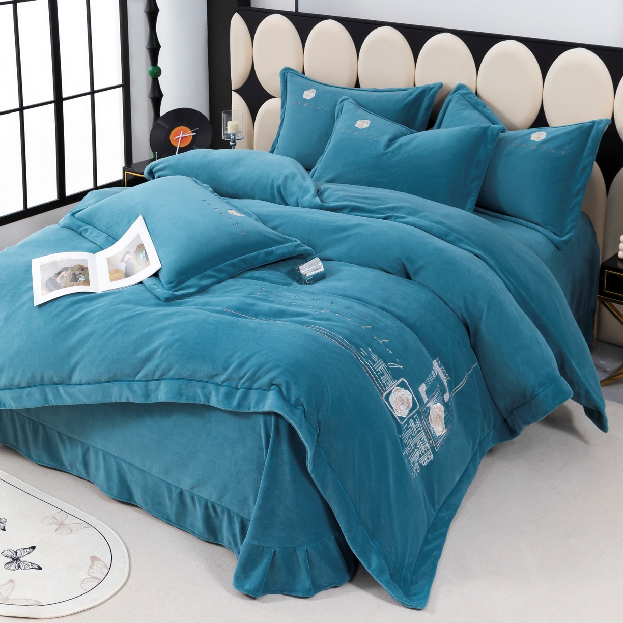优姿家纺 2025新款10斤牛奶绒宽边绣花保暖四件套-简单生活 简单生活-宝石蓝