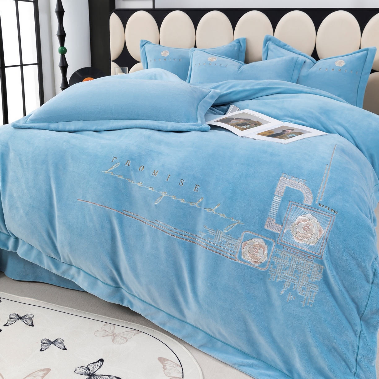 91家纺网 家纺一手货源 找家纺 优姿家纺 2025新款10斤牛奶绒宽边绣花保暖四件套-简单生活 简单生活-天兰