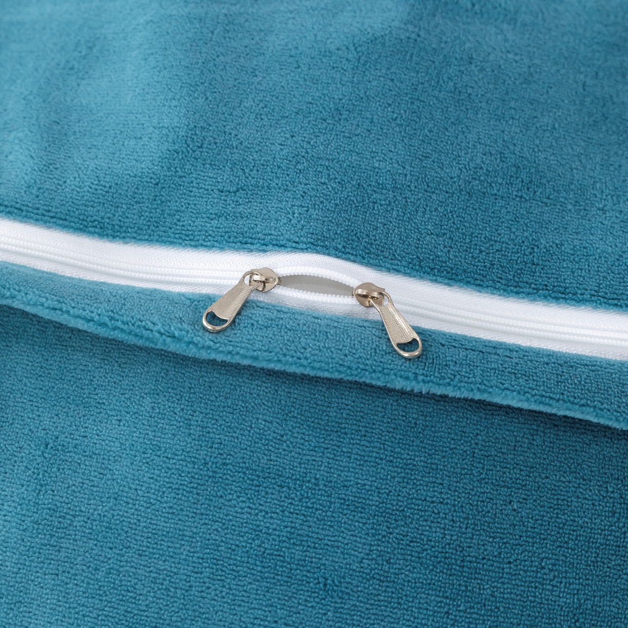 91家纺网 家纺一手货源 找家纺 优姿家纺 2025新款10斤牛奶绒宽边绣花保暖四件套-简单生活 简单生活-宝石蓝